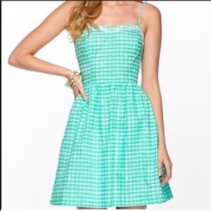 Lilly Pulitzer size 6 green and blue gingham dress